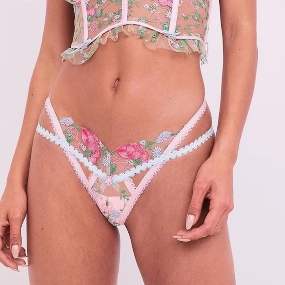 New! For Love And Lemons Swaying Rose Thong Panty 31272 - Picture 1 of 13